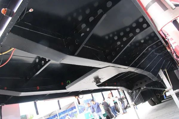 岳海滨：创新是“挂车后浪“义不容辞的责任