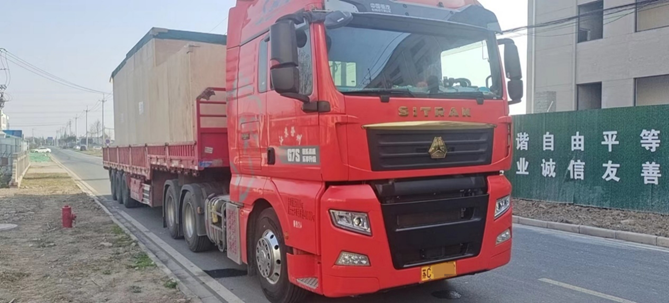 1671613094279.png 副本20221221-国产牵引车油耗可以低至多少?陈老板:“我的汕德卡G7S百公里油耗26L!”445.png