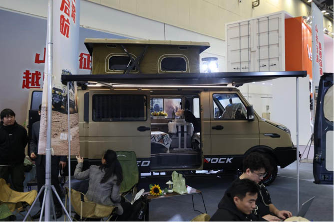 选对车比选营地更重要！露营爱好者为何都钟情得意宿营车