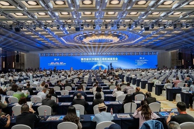 汉德车桥亮相第四届国际工程机械展！