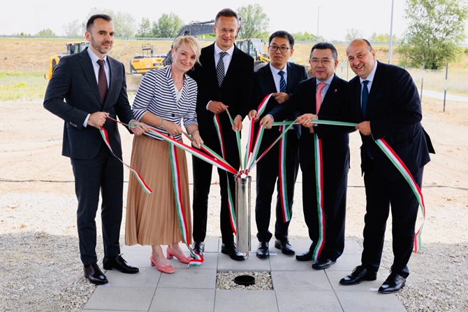 比亚迪匈牙利商用车工厂扩建奠基，欧洲布局再加速