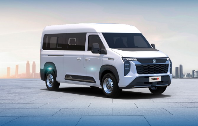 先锋官V线路版：蓝牌C照畅行城际，一站式搞定多元客运场景！